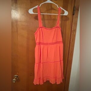 Orange sundress!! 🧡🍑